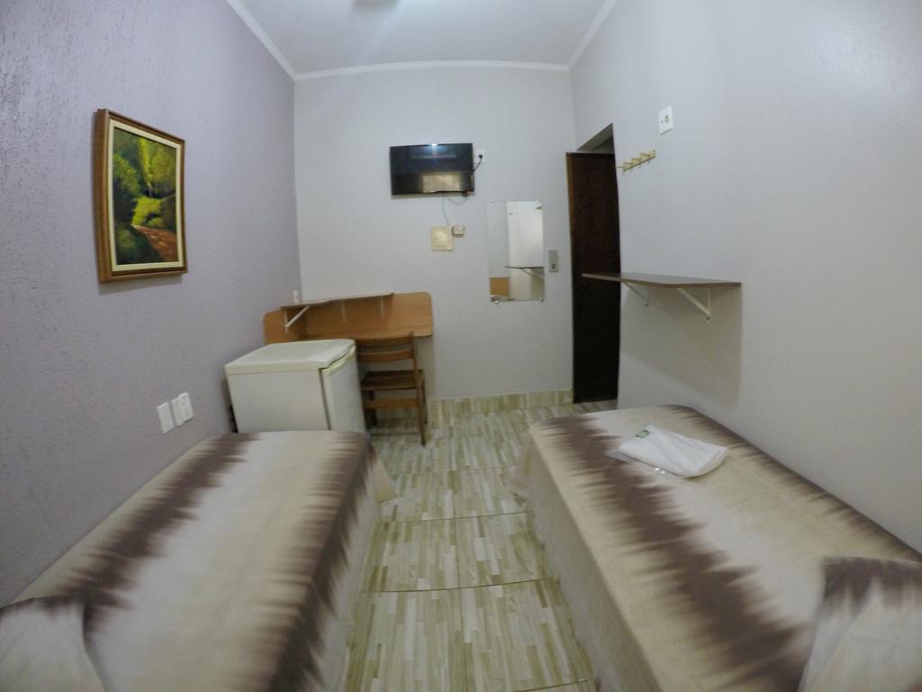 Hotel Tertulio'S Rio Claro  Exterior photo